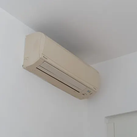 Casa Carlo Dietro L'arena *