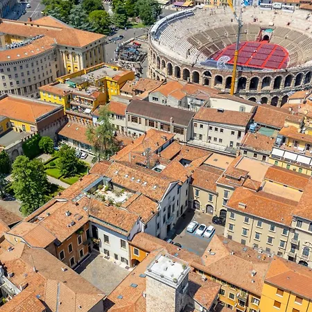 Casa Carlo Dietro L'arena Apartament Werona