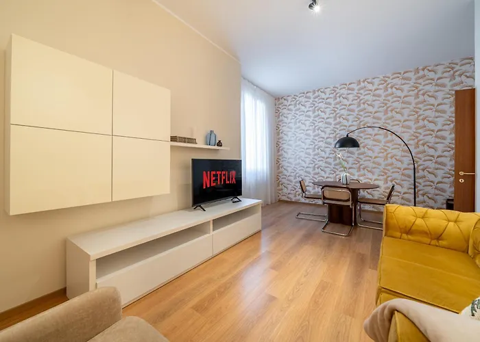 Casa Carlo Dietro L'arena