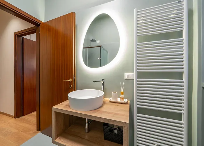 Casa Carlo Dietro L'arena * Verona